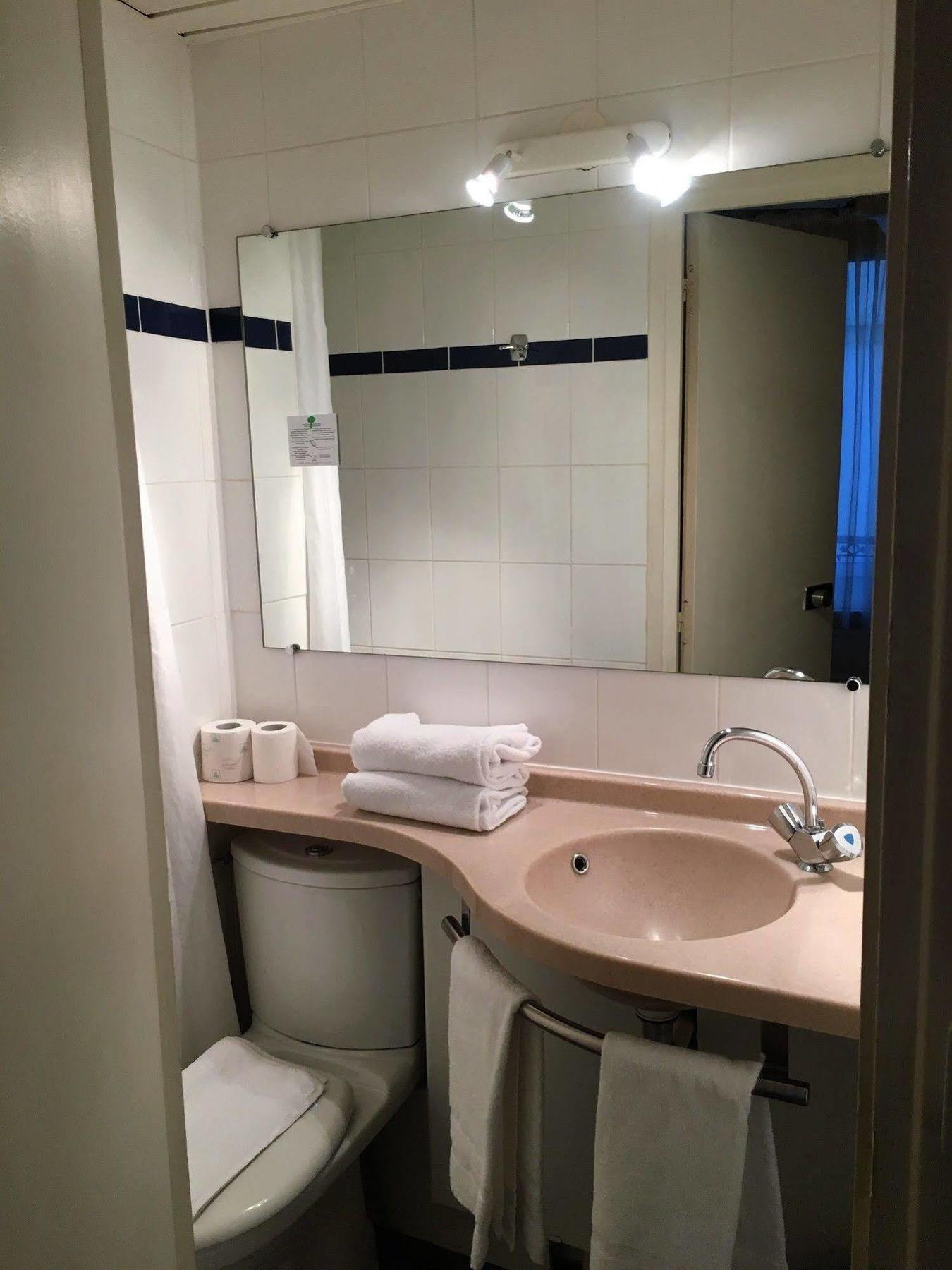Hotel Eiffel Kensington Paryż Zewnętrze zdjęcie